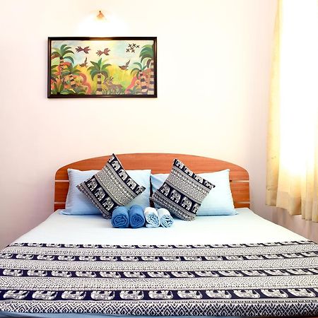 Port View Hostel Kolombo Bagian luar foto